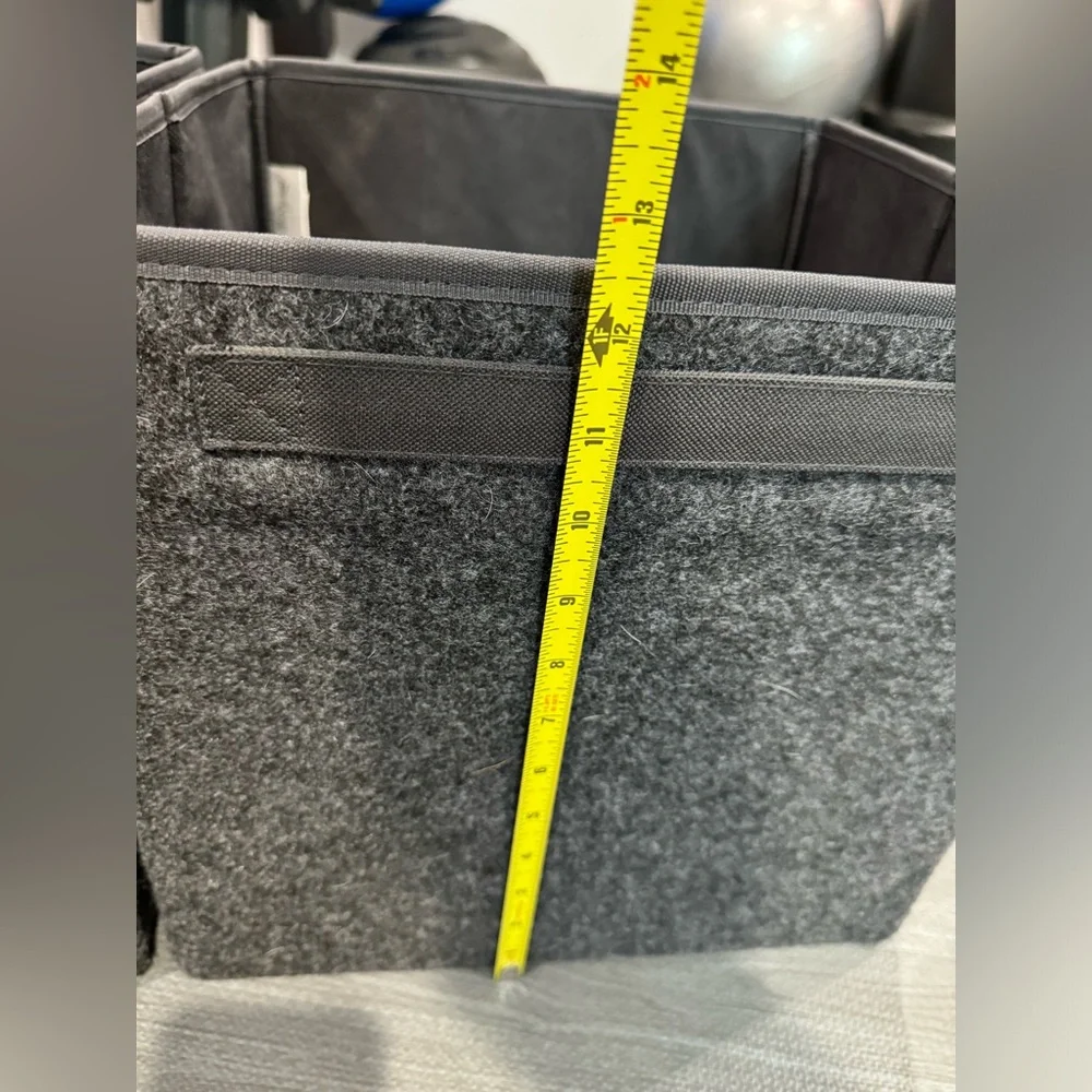 2 Large Thirty-One storage bins with peekaboo windows